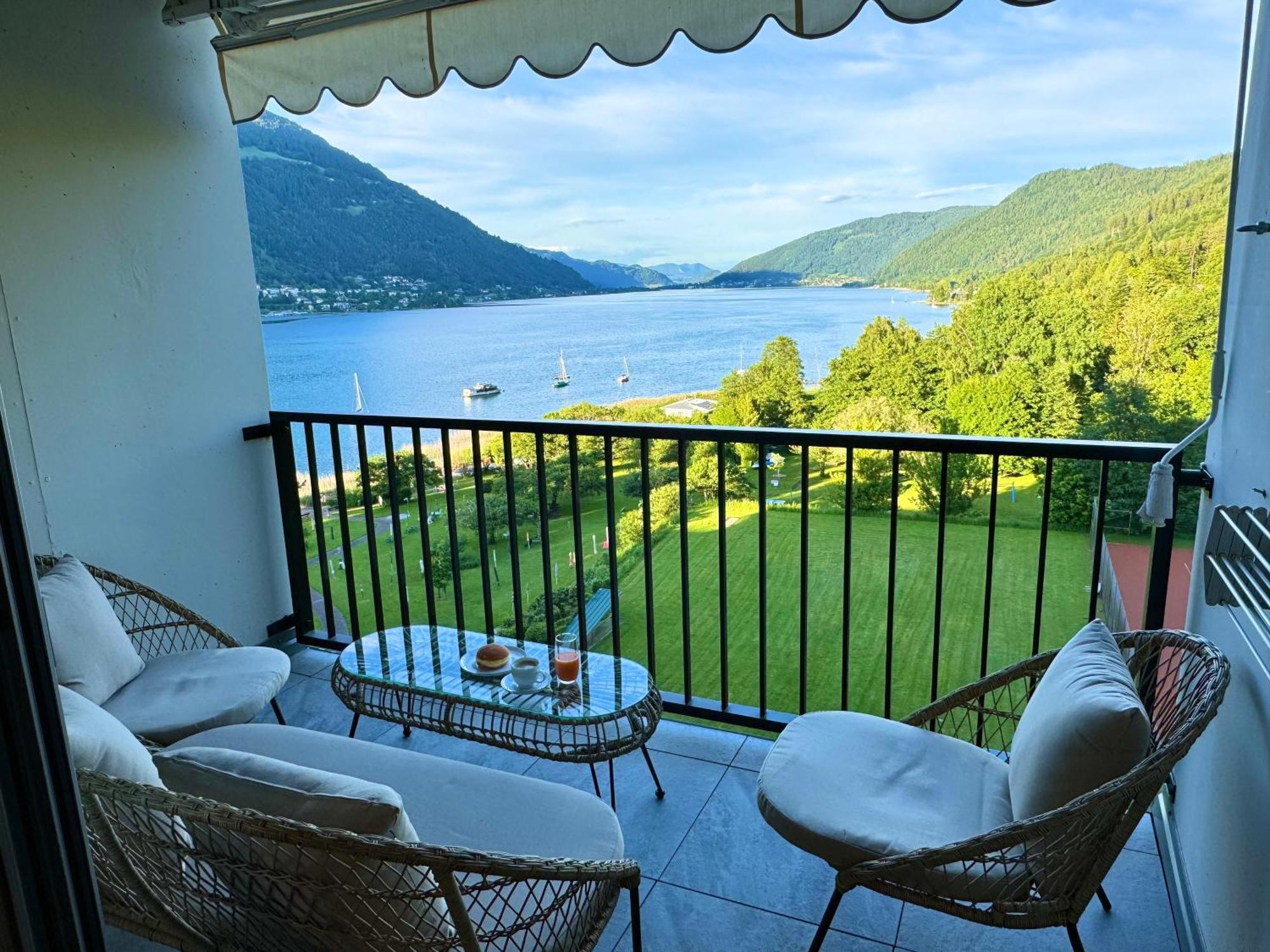 Apartment Am Ossiacher See Mit Seeblick Landskron Bagian luar foto